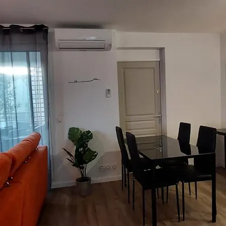 Martigues Apartment